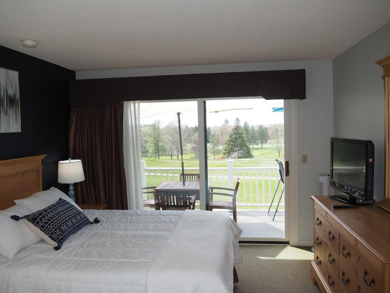 Villa The Grand Getaway - Gorgeous And Great Location! à Traverse City Extérieur photo