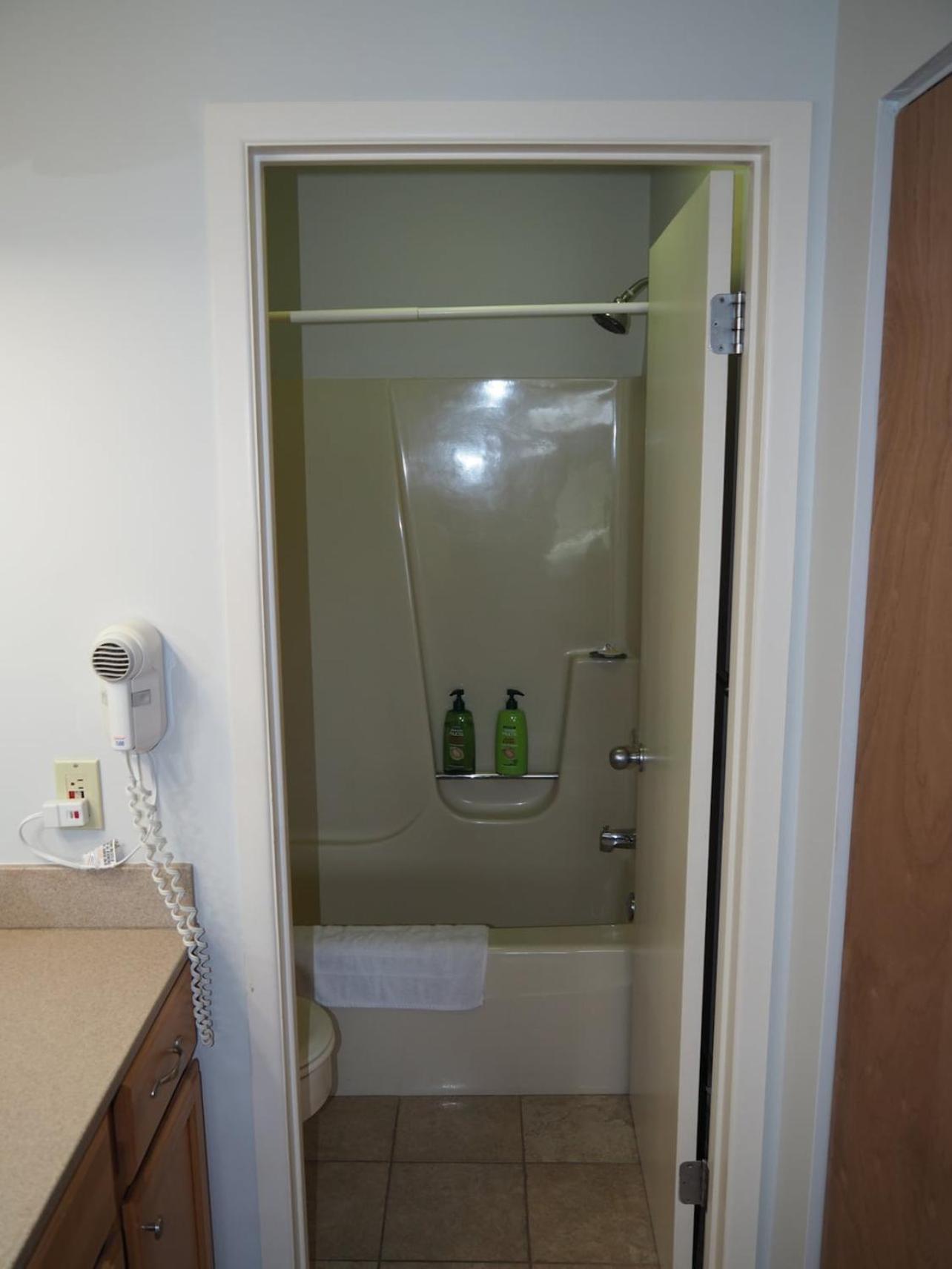 Villa The Grand Getaway - Gorgeous And Great Location! à Traverse City Extérieur photo